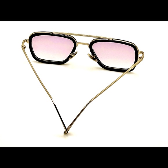 Large Frame Metallic Sunglasses - Picture 3 of 3